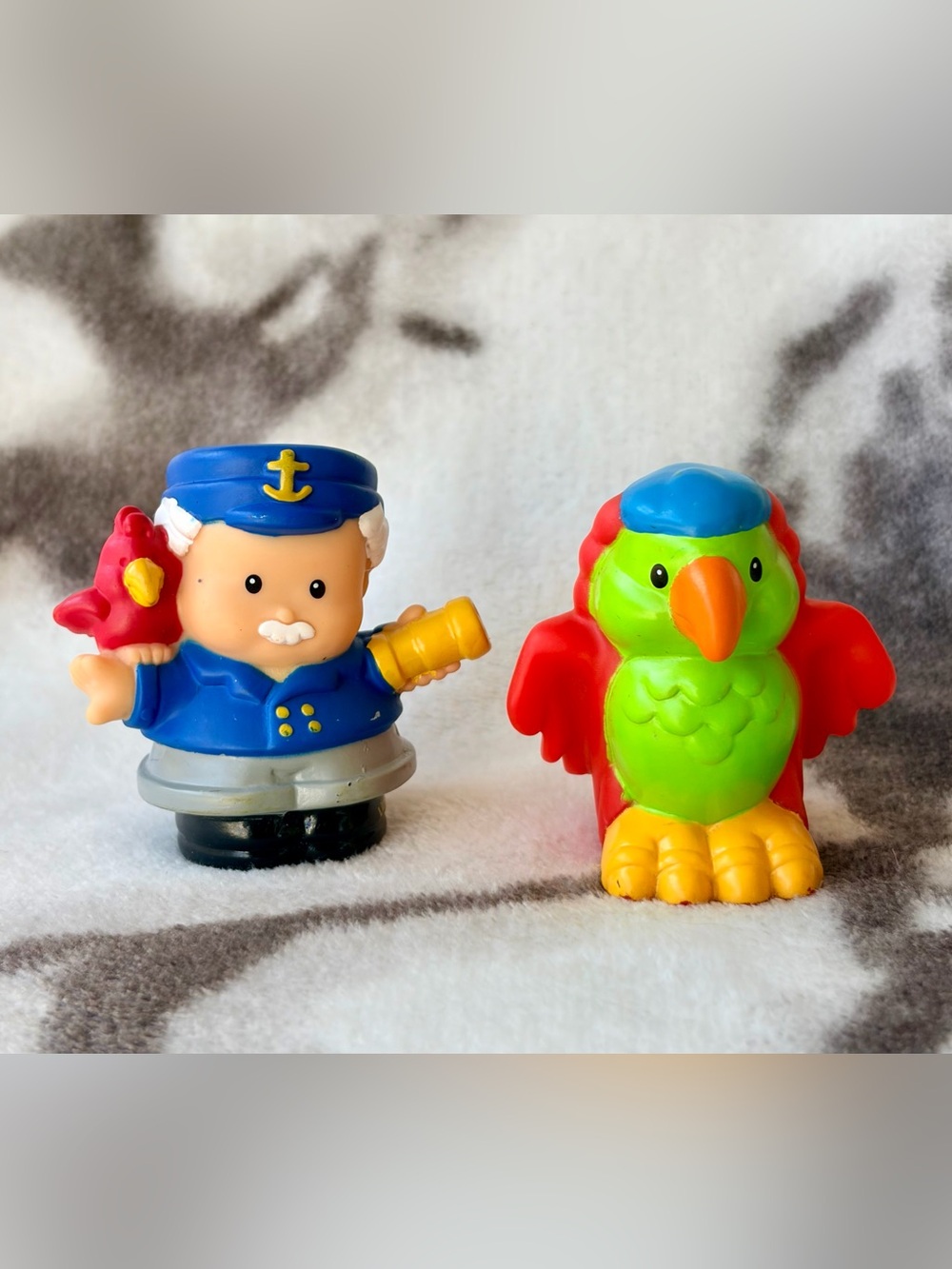 2001 Fisher-Price Little People - VTG Sea Captain and a stand alone parrot